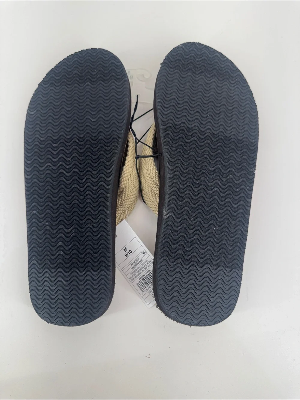 Goodfellow & Co flip flops